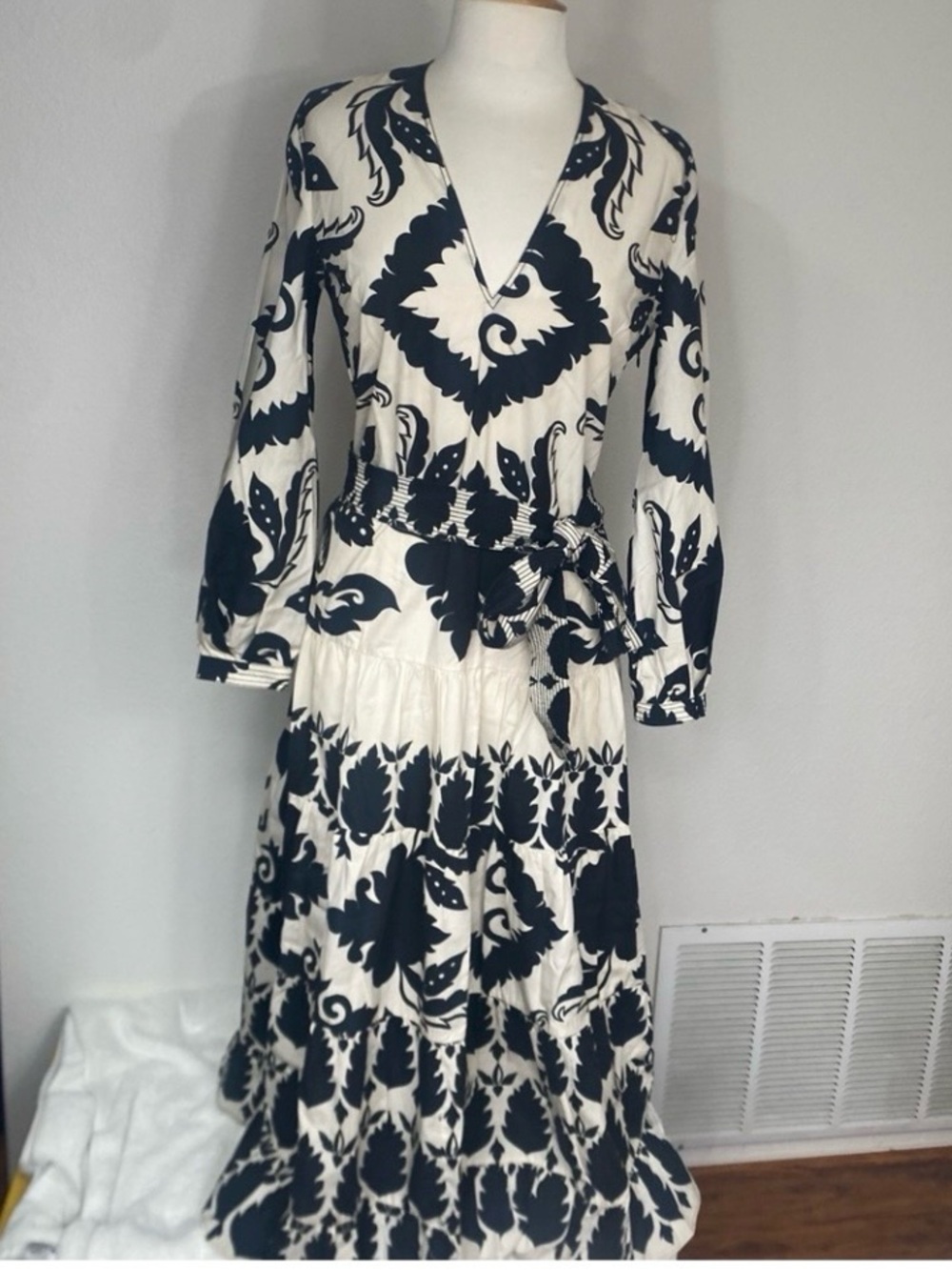 Zara Womens Black Cream Floral Cotton Tiered Maxi Dress Size Small Boho Coastal - Picture 1 of 16